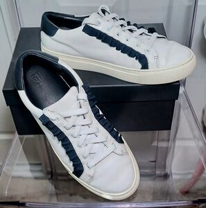 Tory Burch Sport Sneaker. Navy Trim Ruffle. Size 8.